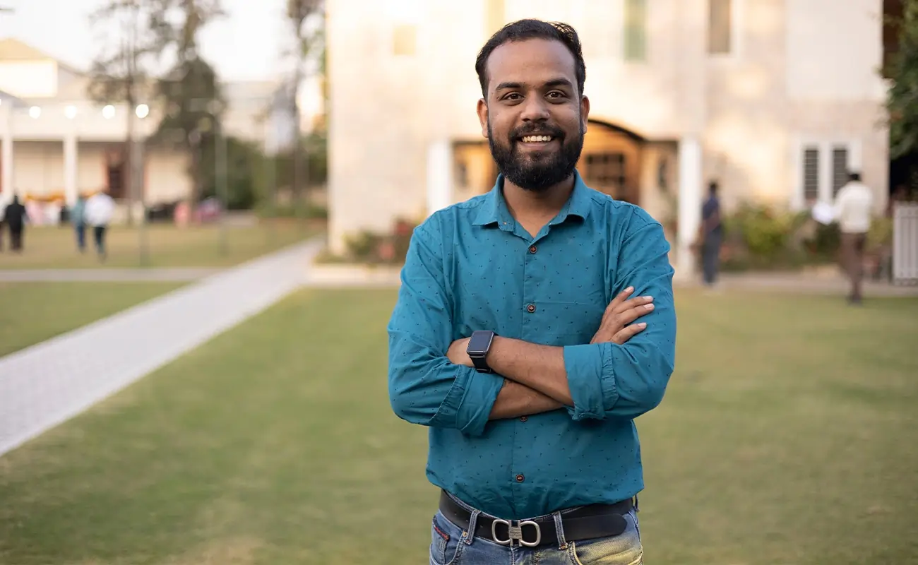 Harshit-Agarwal-is-a-young-and-dynamic-entrepreneur-and-digital-marketer-from-India